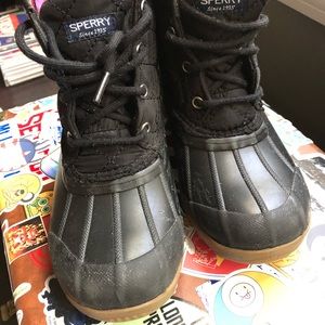 Girls size 13 Sperry port boots